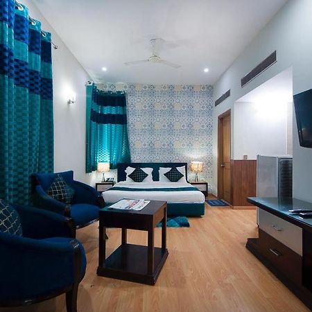 Imperial Apartments Huda City Gurgaon Eksteriør bilde