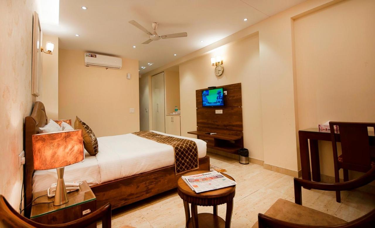 Imperial Apartments Huda City Gurgaon Eksteriør bilde
