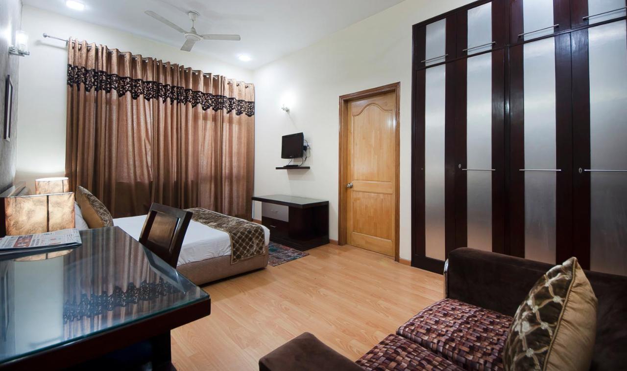 Imperial Apartments Huda City Gurgaon Eksteriør bilde